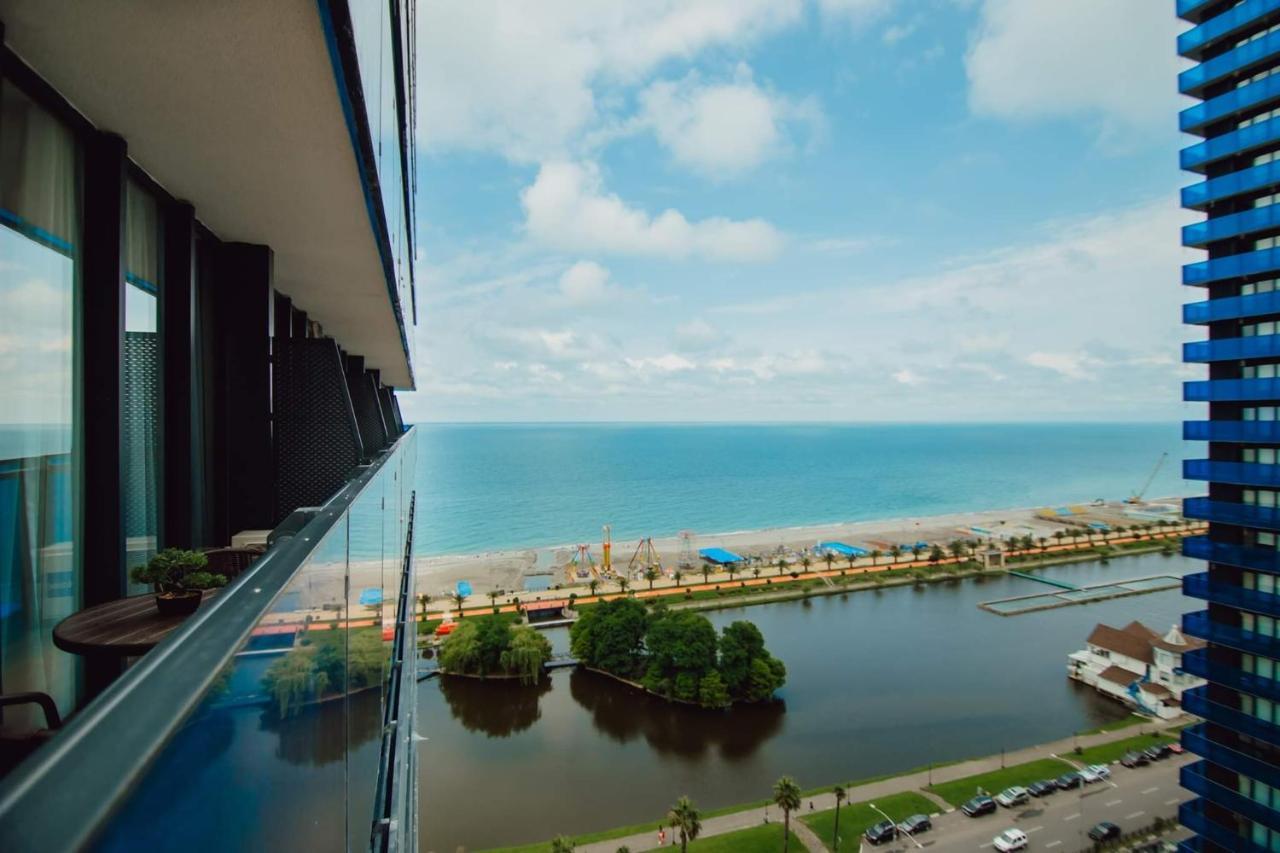 Nuage - 1St Line Sea View Apartments Batoemi Buitenkant foto